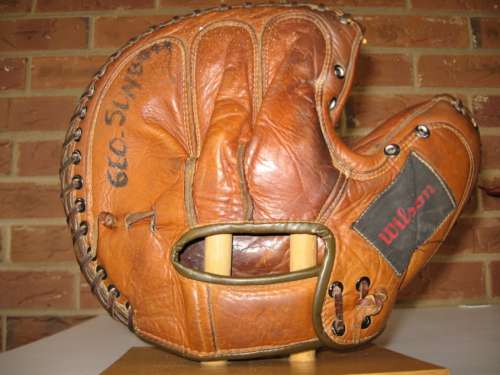 Joe Garagiola Wilson A2512 Back